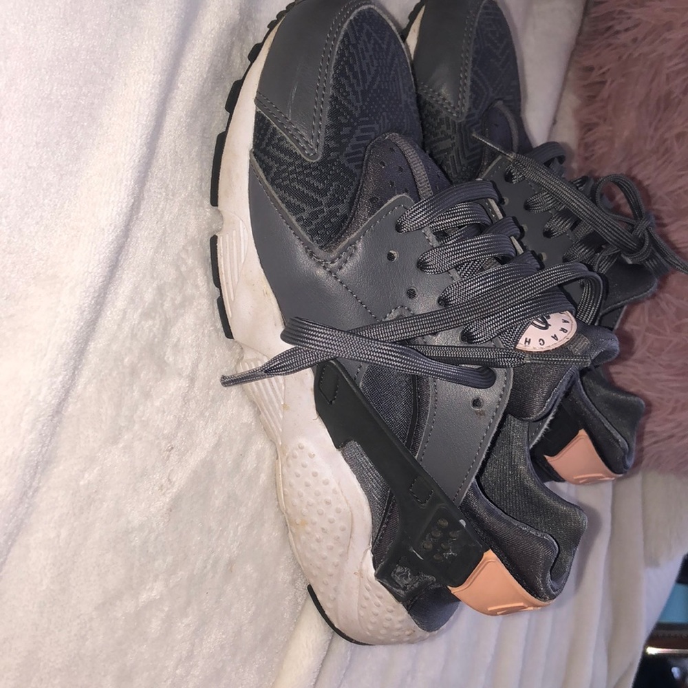 Nike huaraches